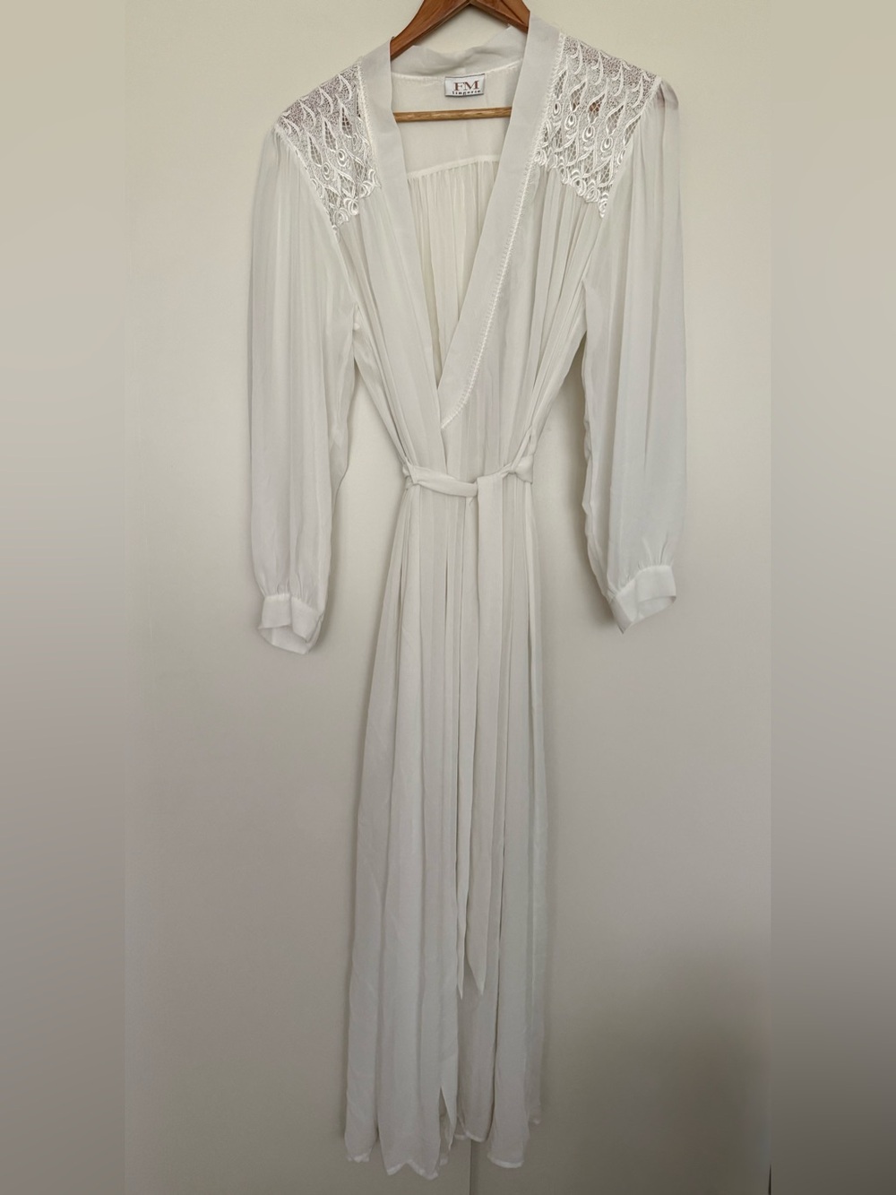 Vintage JM Collection Ivory White Sheer Satin Lace Long Dressing Robe